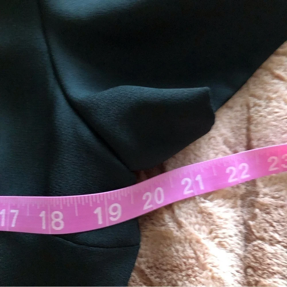 Vintage Leslie Fay black dress with bow detailing in size 12